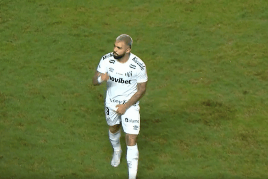 gabigol-faz-gesto-obsceno-apos-gol-e-e-expulso-pelo-arbitro;-confira