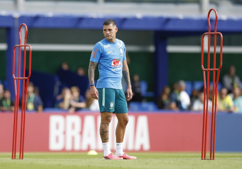 bruno-guimaraes-analisa-amistoso-apos-goleada-do-brasil-sobre-o-panama