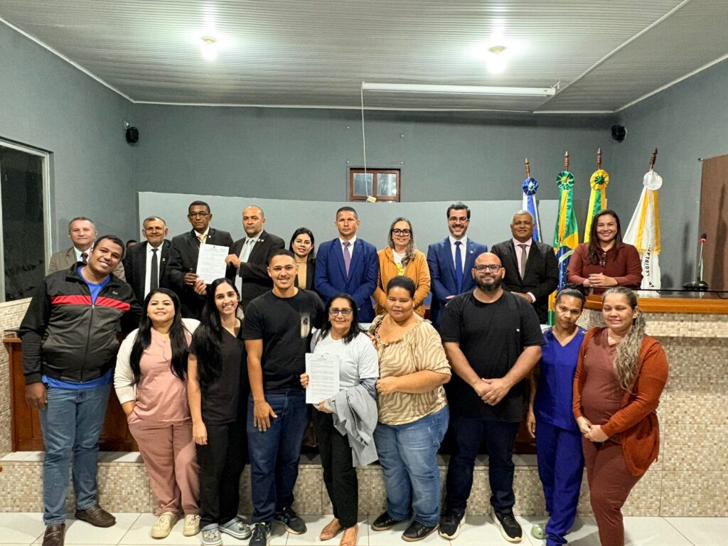 Na presença da vice-prefeita Aparecida Rocha, Câmara de Bujari aprova PCCR por unanimidade e cumpre compromisso de campanha da gestão municipal