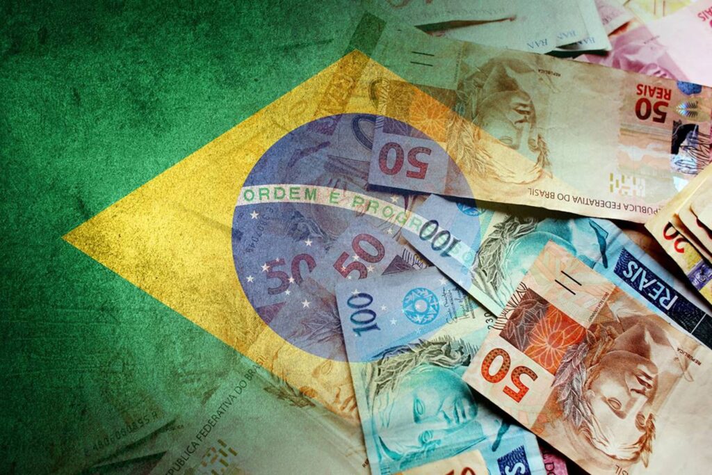 fazenda-conta-com-juros-em-baixa-para-pib-avancar-no-4°-trimestre