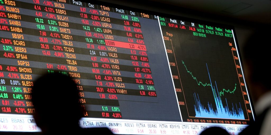 Bolsa inicia junho com queda de 0,91%, no menor nível desde janeiro bolsa-inicia-junho-com-queda-de-0,91%,-no-menor-nivel-desde-janeiro