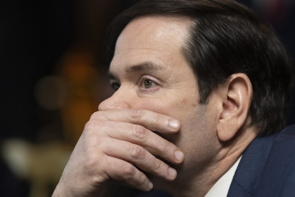 rubio-afirma-que-vizinhos-do-ira-ajudaram-eua-de-forma-“agressiva”