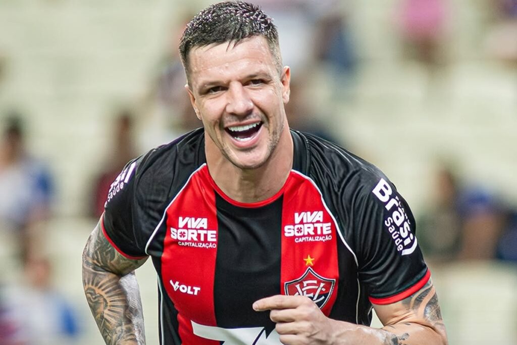 copa-do-nordeste:-de-virada,-vitoria-bate-o-fortaleza-na-1a-final