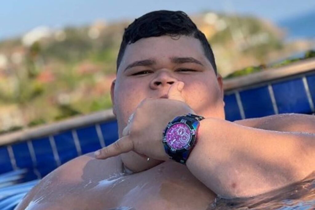 gordao-da-xj-mostra-antes-e-depois-apos-perder-130-kg