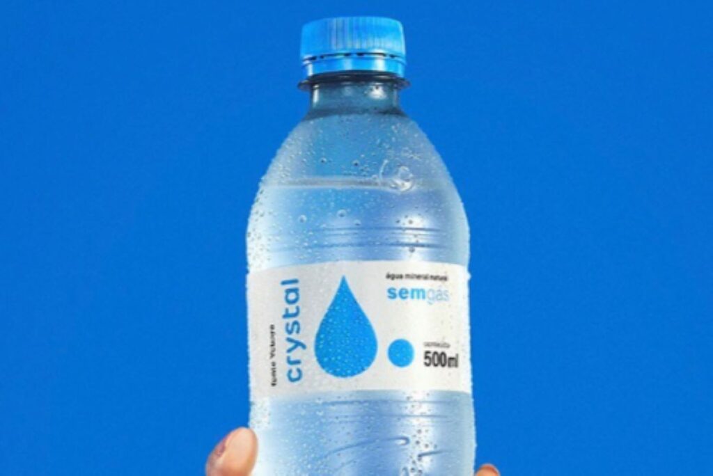 lote-de-agua-crystal-contaminado-com-bacteria-foi-distribuido-em-sp