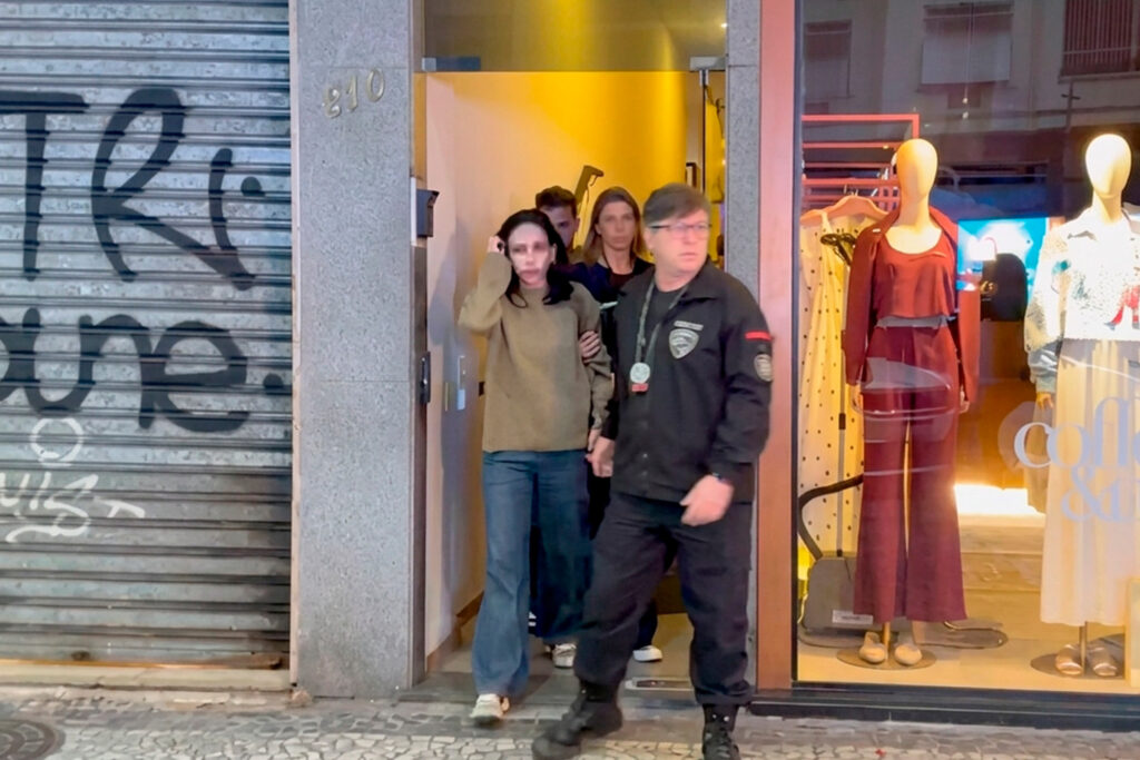 quem-e-a-falsa-herdeira-presa-por-golpe-de-r$-2-milhoes-no-rio.-veja-video