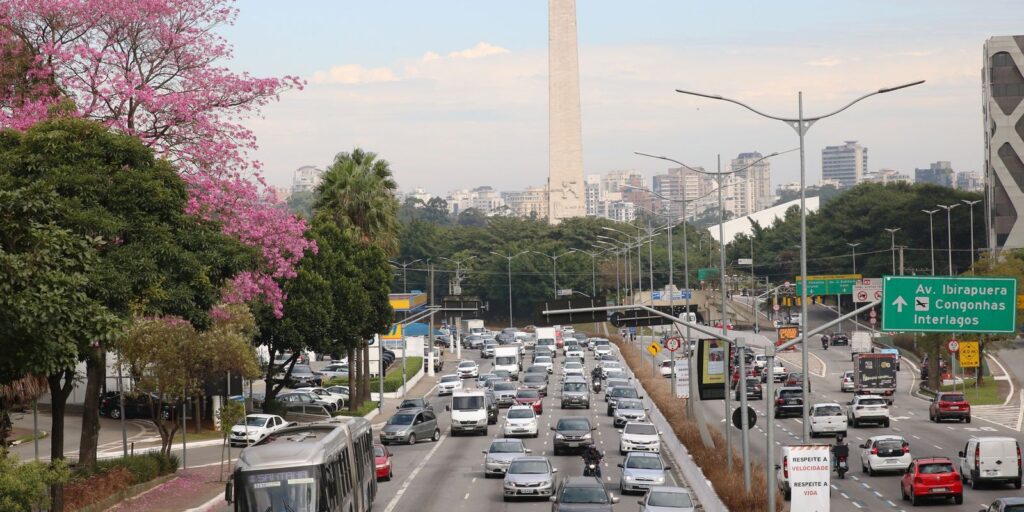 Rodízio de veículos em SP será suspenso no feriado de Corpus Christi rodizio-de-veiculos-em-sp-sera-suspenso-no-feriado-de-corpus-christi
