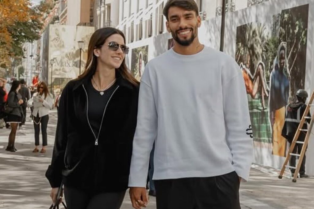 esposa-de-paqueta-protagonizou-polemica-em-visita-a-salvador.-relembre