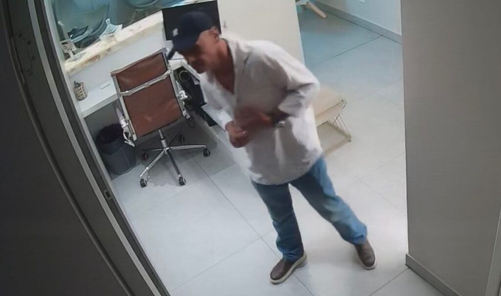 sorrateiro,-“terror-das-clinicas”-invadiu-e-furtou-55-consultorios-no-df