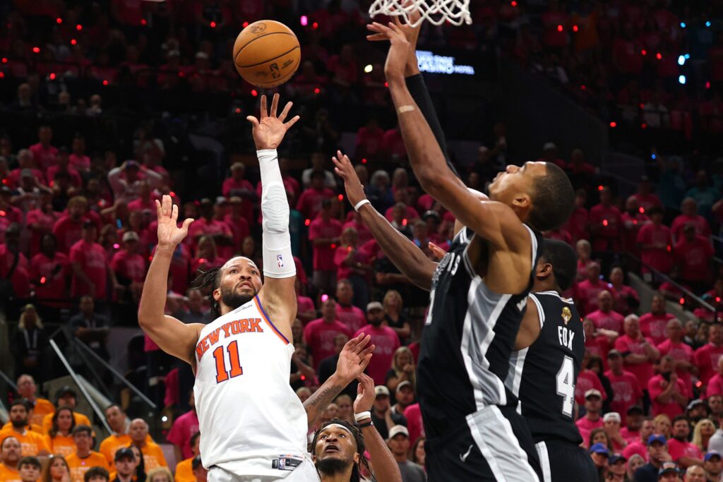 new-york-knicks-bate-recorde-na-nba-apos-vitoria-sobre-os-spurs
