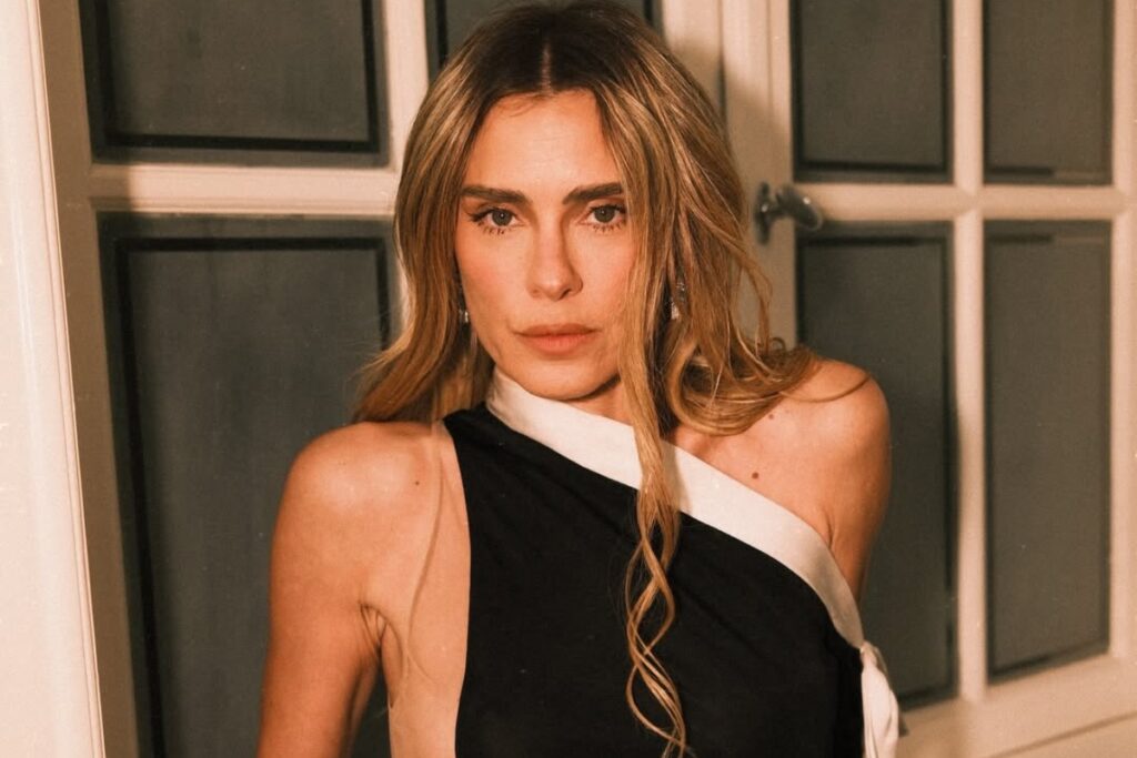 carolina-dieckmmann-atualiza-estado-de-saude-apos-internacao-grave