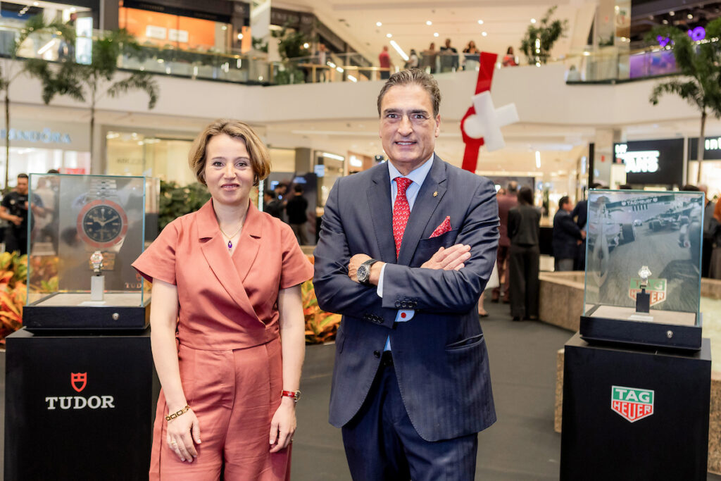 watch.swiss:-coquetel-com-a-embaixada-da-suica-celebra-icone-do-pais