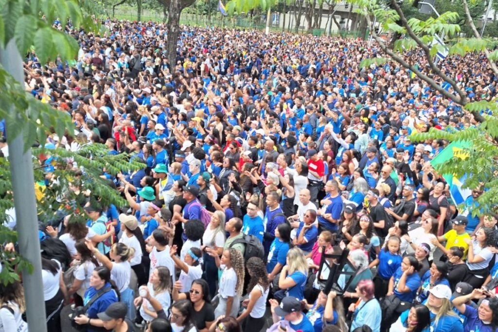 marcha-para-jesus-em-sp-reune-33,8-mil-pessoas,-diz-monitor-da-usp
