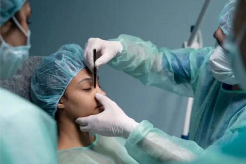 mulher-que-perdeu-a-visao-apos-cirurgia-no-nariz-recebera-r$-50-mil