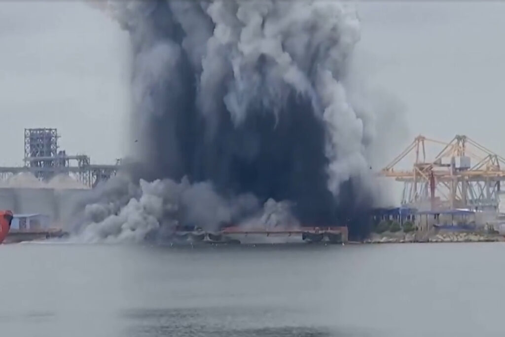 drone-maritimo-da-ucrania-explode-em-porto-da-romenia.-veja-video
