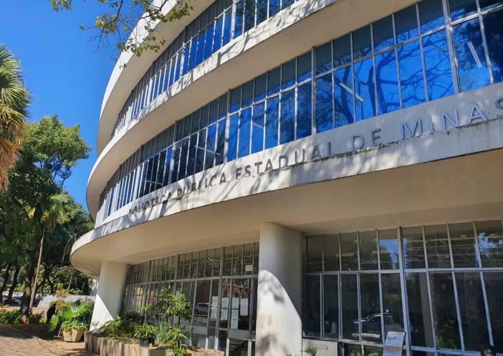 biblioteca-publica-abre-consulta-para-uso-de-espacos-culturais-em-bh