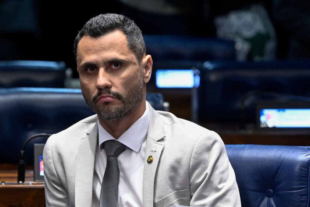 os-sinais-de-que-cleitinho-pode-nao-disputar-o-governo-de-minas