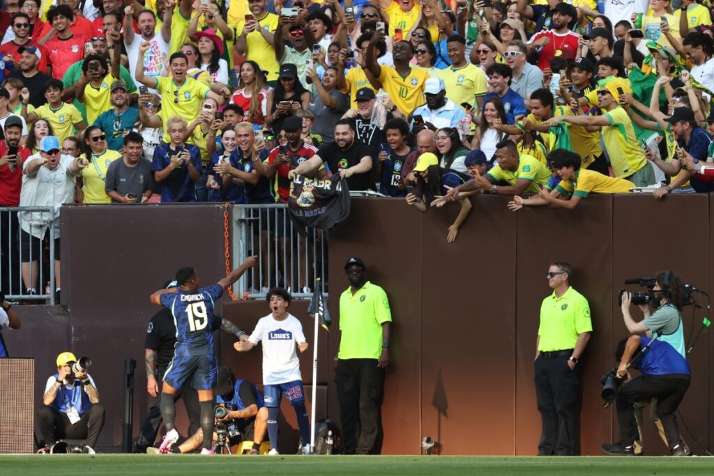 endrick-marca-no-inicio-do-2°-tempo-e-coloca-brasil-na-frente;-veja