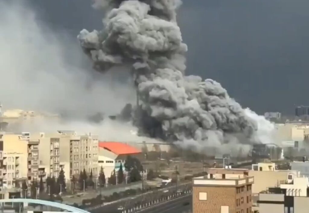 ira-e-israel-trocam-ataques-pela-1a-vez-apos-cessar-fogo-de-abril