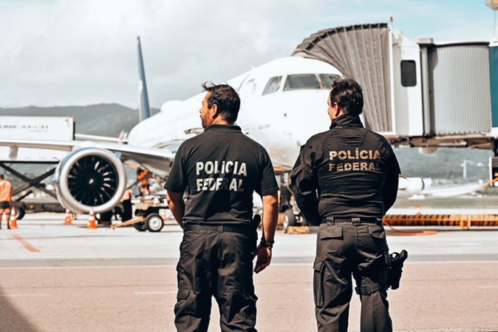 pf-prende-policial-militar-suspeita-de-furtar-fone-em-aeroporto