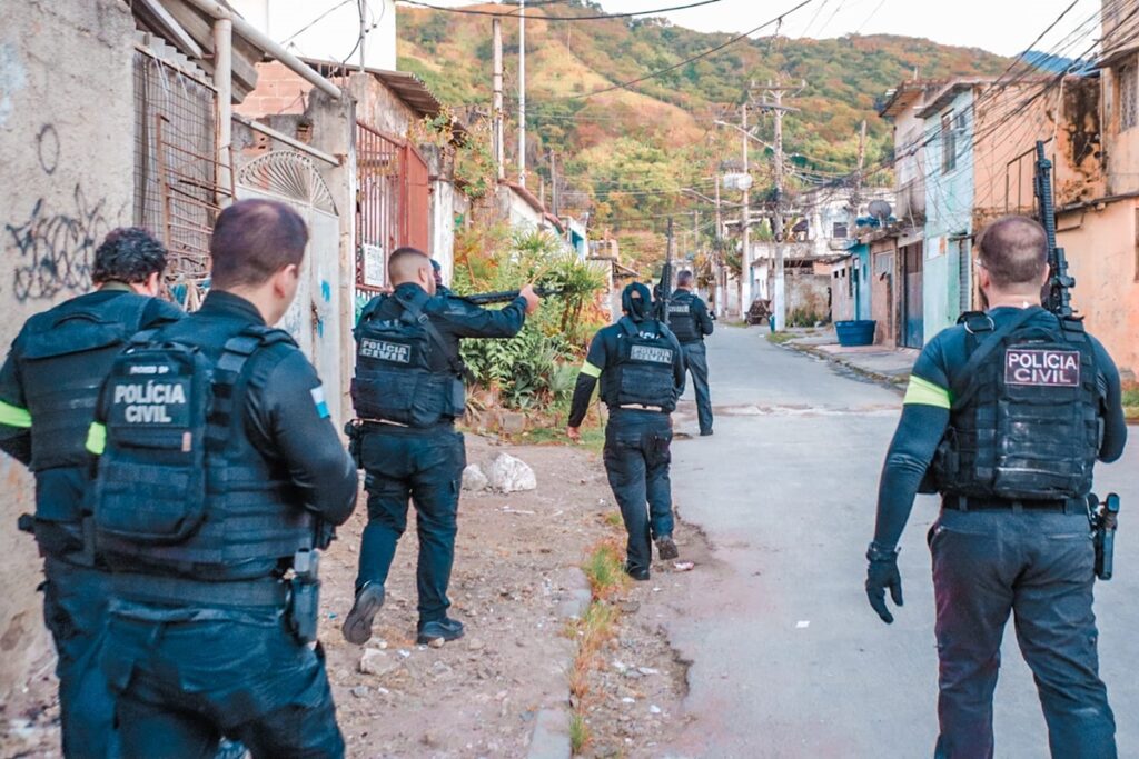 policia-faz-megaoperacao-com-56-mandados-contra-o-tcp-no-rio