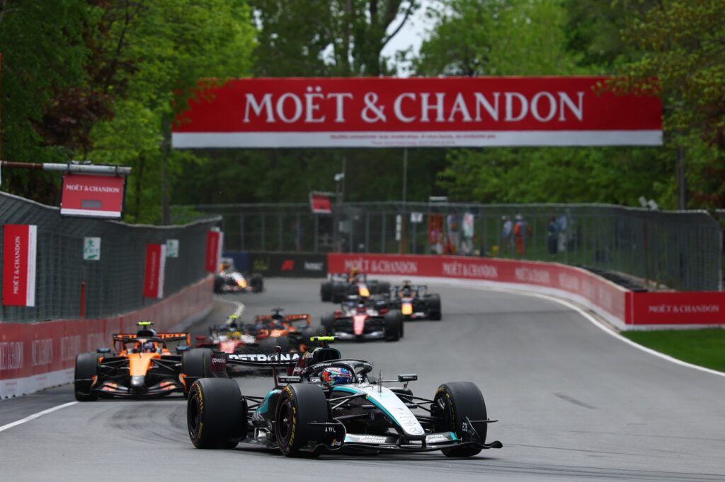 apos-criticas,-f1-devolve-protagonismo-aos-motores-a-combustao