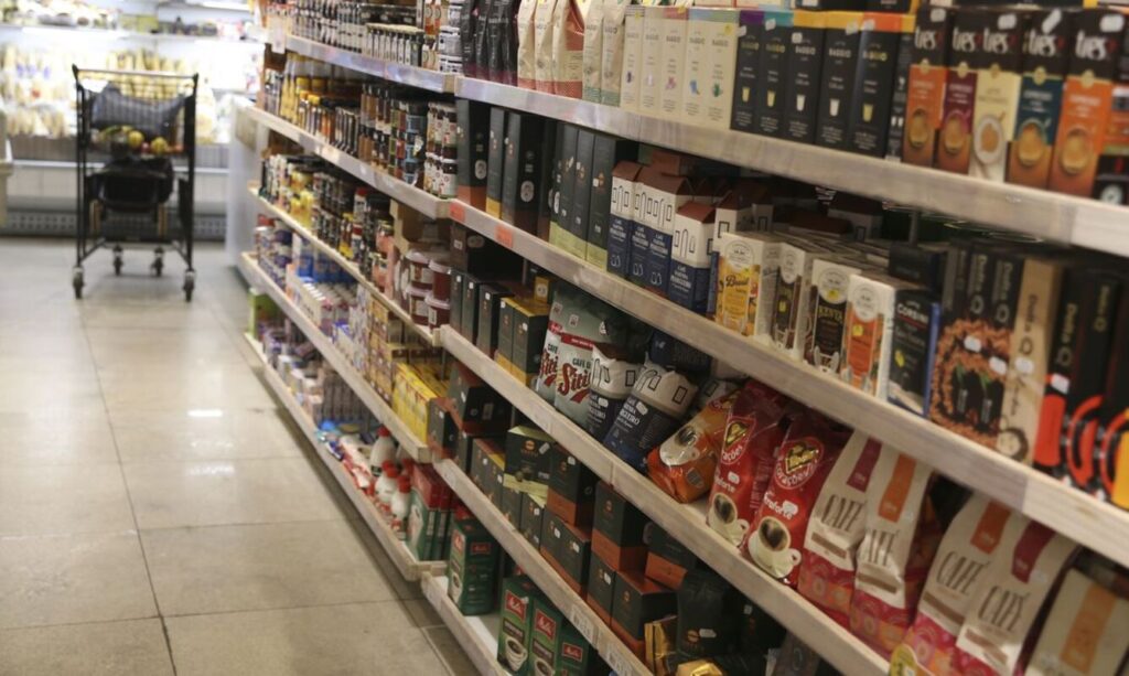 justica-libera-supermercados-de-goias-para-abrir-apos-11h-aos-domingos