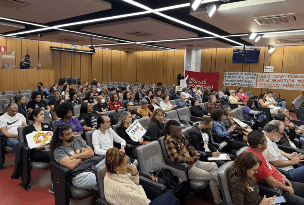 professores-de-belo-horizonte-encerram-greve-apos-45-dias