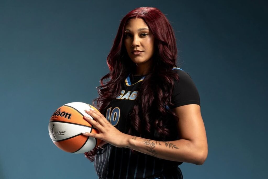 pivo-brasileira-da-wnba-atinge-marca-de-mil-pontos-na-carreira