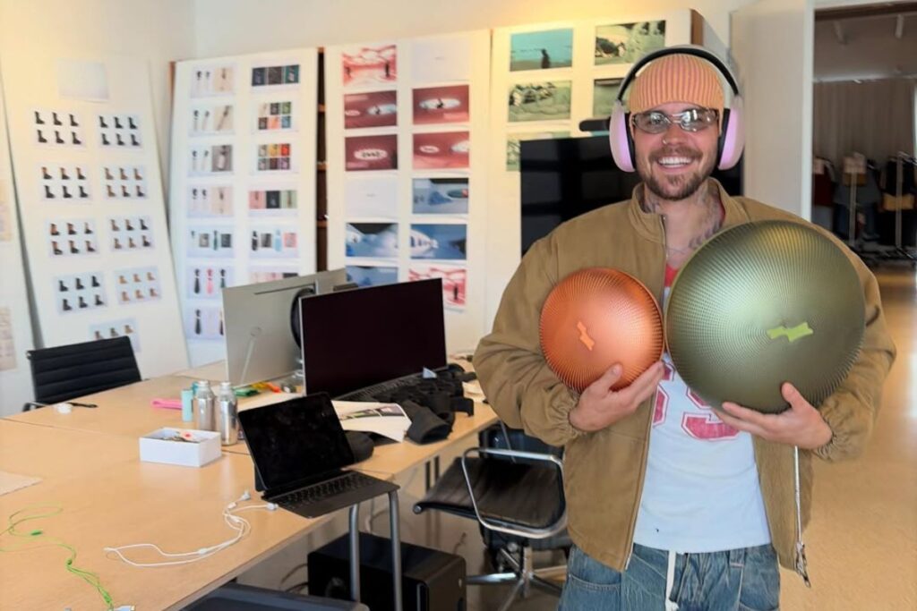 moda-tech:-marca-de-justin-bieber-lanca-fones-e-caixa-de-som-futurista