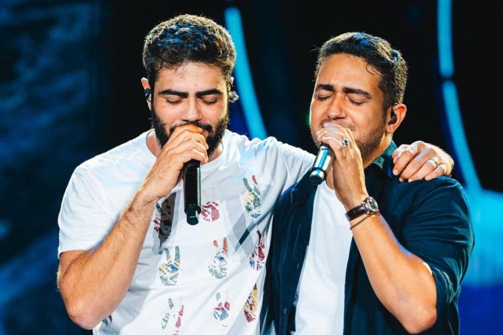bombeiro-recusa-pedido-de-henrique-&-juliano-durante-show-e-viraliza
