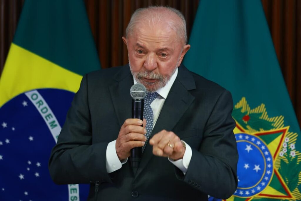 presidente-do-inss-prometeu-zerar-fila-ate-setembro,-diz-lula