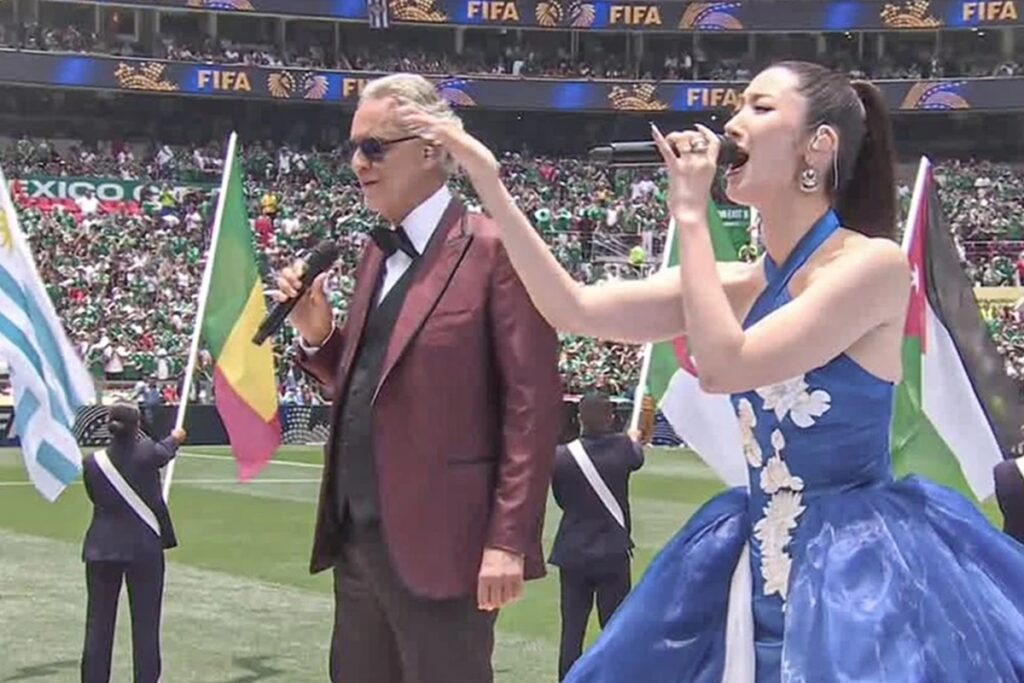 andrea-bocelli,-que-cantou-na-abertura-da-copa,-ficou-cego-em-jogo-de-futebol