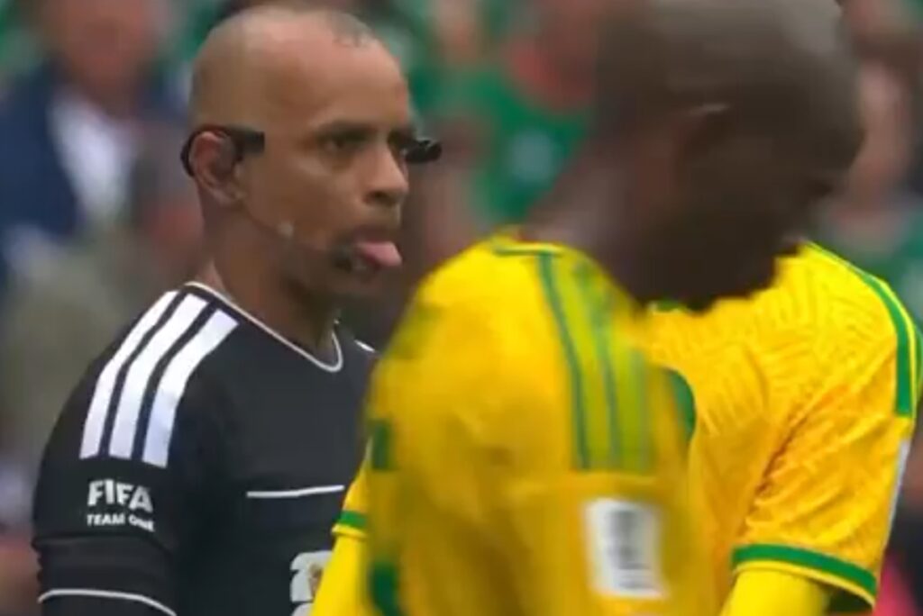 Quem é o árbitro brasileiro que virou meme na Copa do Mundo 2026 quem-e-o-arbitro-brasileiro-que-virou-meme-na-copa-do-mundo-2026