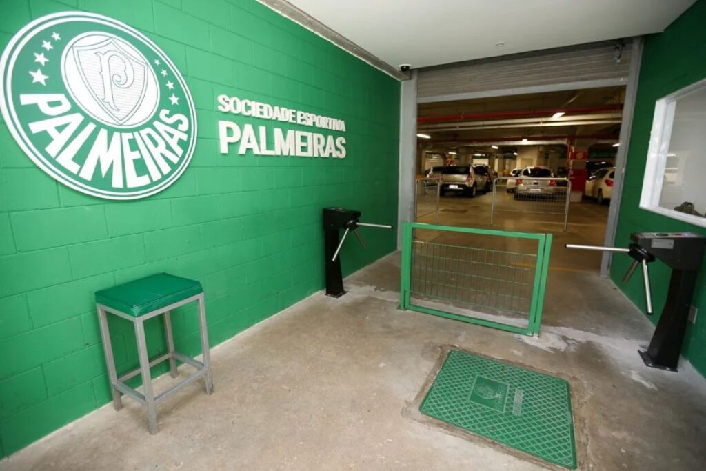quem-e-o-socio-afastado-por-abuso-contra-menina-de-4-anos-no-palmeiras