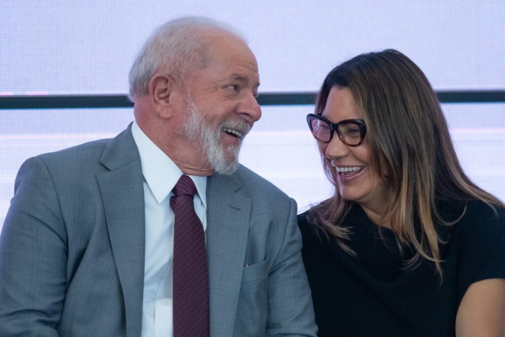 janja-decide-acompanhar-lula-em-viagem-ao-g7