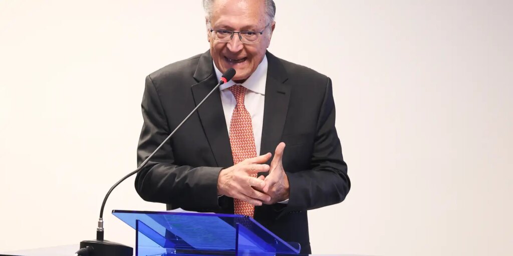 Governo vai defender retomada de obras da Transnordestina junto ao TCU governo-vai-defender-retomada-de-obras-da-transnordestina-junto-ao-tcu