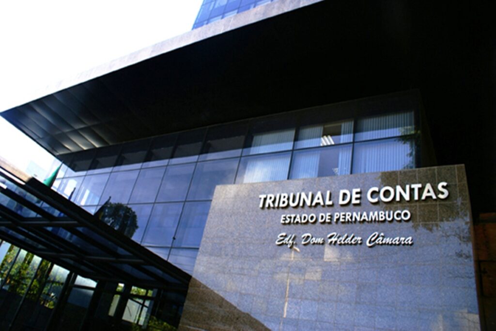 TCE aponta superfaturamento e prejuízo de R$ 16 milhões em contratos da gestão João Campos tce-aponta-superfaturamento-e-prejuizo-de-r$-16-milhoes-em-contratos-da-gestao-joao-campos