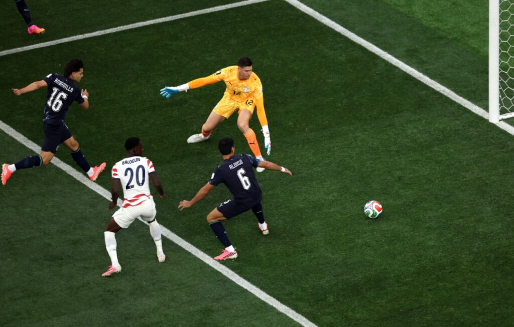paraguai-venceu-apenas-um-jogo-em-estreias-na-copa;-veja-retrospecto