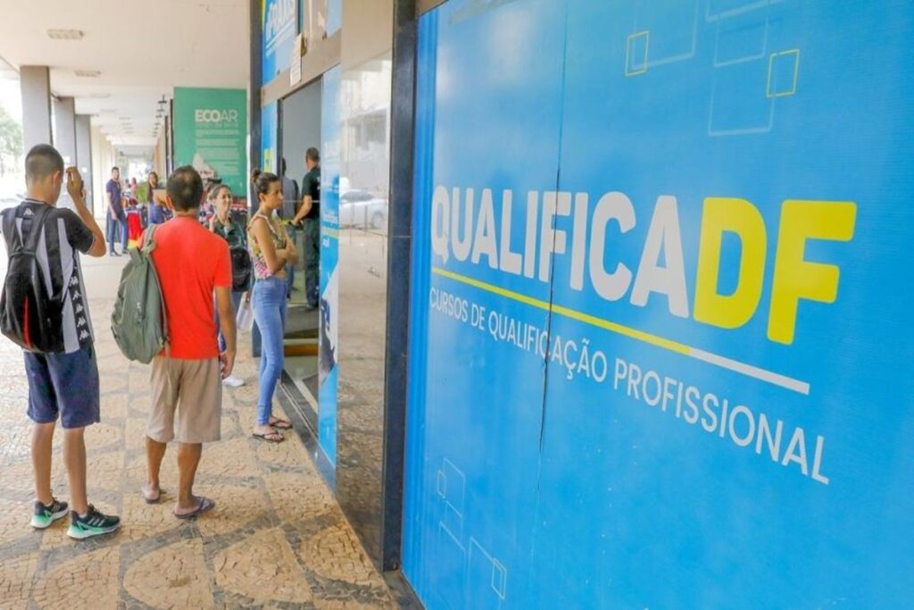 qualifica-df-tem-12-mil-vagas-de-cursos-gratuitos-em-4-cidades;-veja