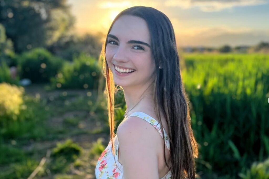 “Tudo tinha gosto e cheiro de decomposição”, diz jovem com doença rara “tudo-tinha-gosto-e-cheiro-de-decomposicao”,-diz-jovem-com-doenca-rara