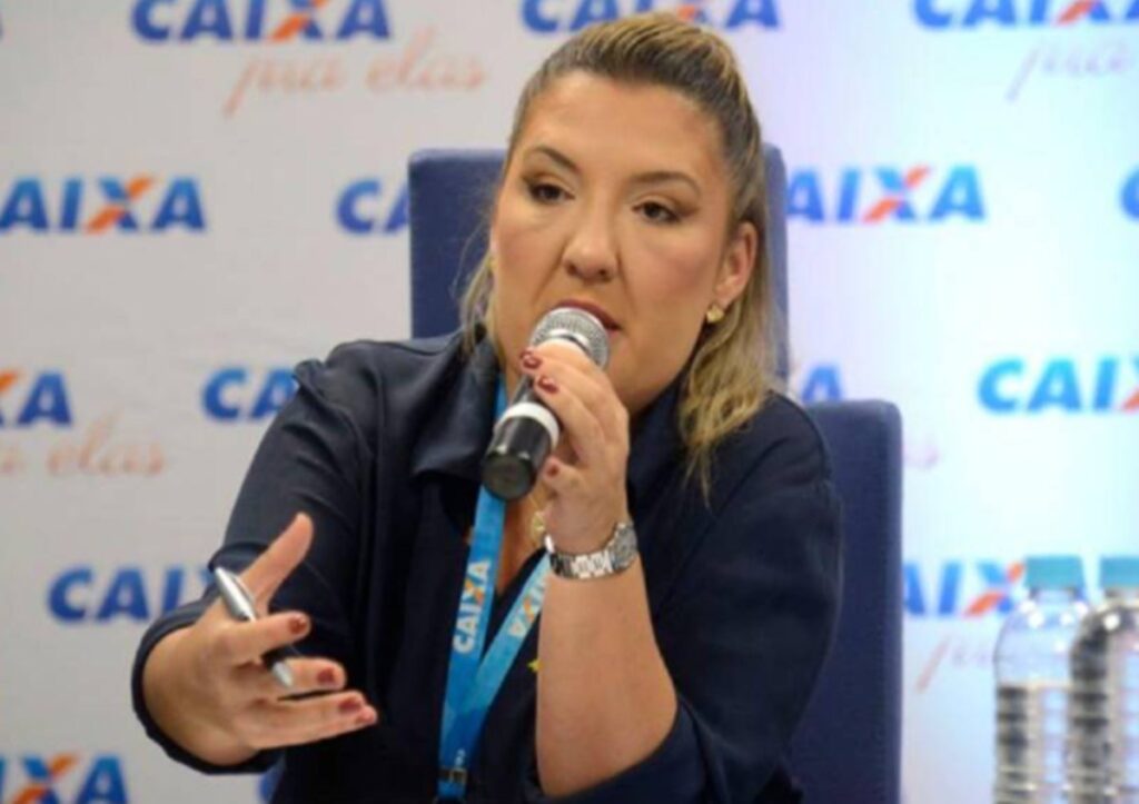 flavio-bolsonaro-chama-ex-presidente-da-caixa-para-equipe-economica