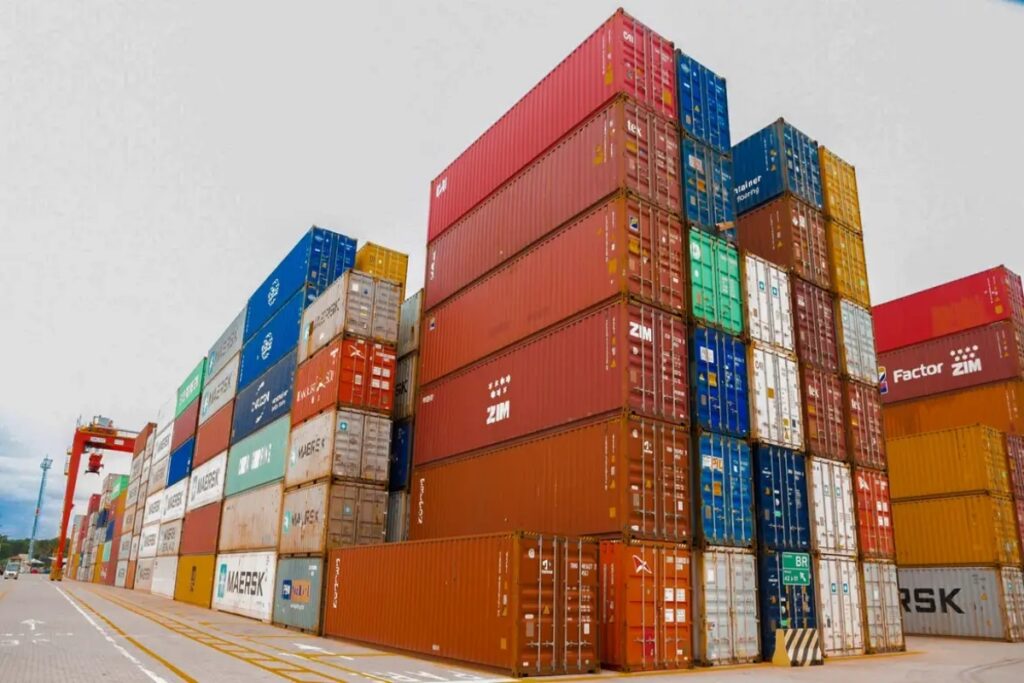 cni:-novas-tarifas-dos-eua-podem-afetar-um-terco-das-exportacoes-do-brasil