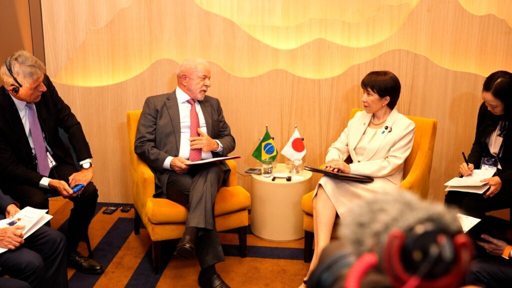 no-g7,-lula-discute-acordo-mercosul-japao-com-1a-ministra-japonesa