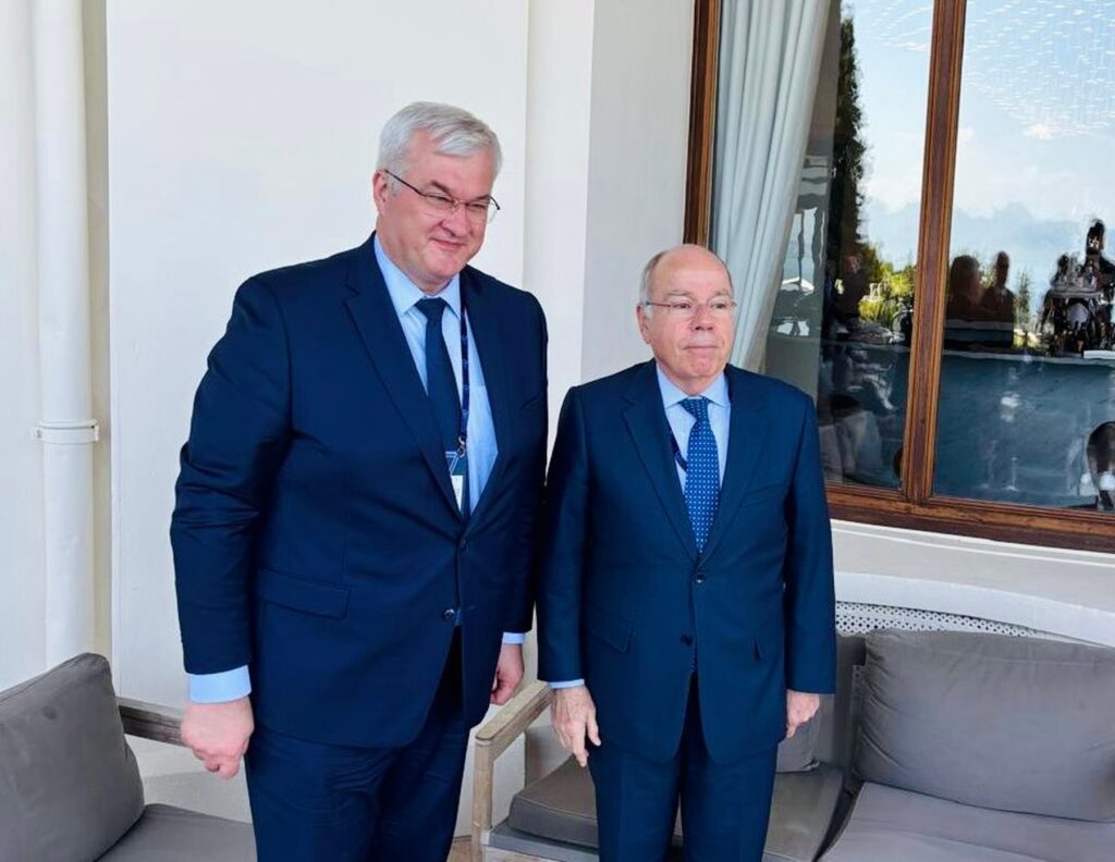 mauro-vieira-se-reune-com-chanceler-da-ucrania-durante-cupula-do-g7