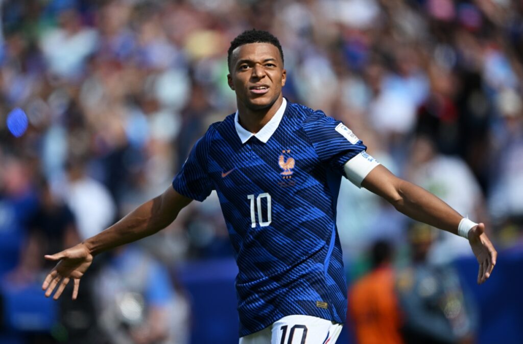 mbappe-se-torna-o-maior-artilheiro-da-franca-em-copas-do-mundo