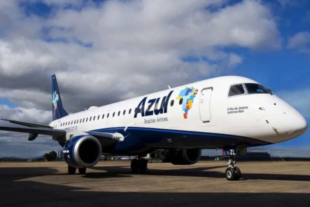 ameaca-de-bomba-em-voo-da-azul-mobiliza-forcas-de-seguranca-no-aeroporto-de-brasilia