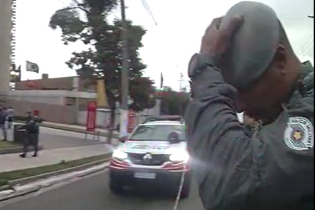 pm-rezou-pai-nosso-apos-balear-autista-e-clamou-para-ele-nao-morrer.-video