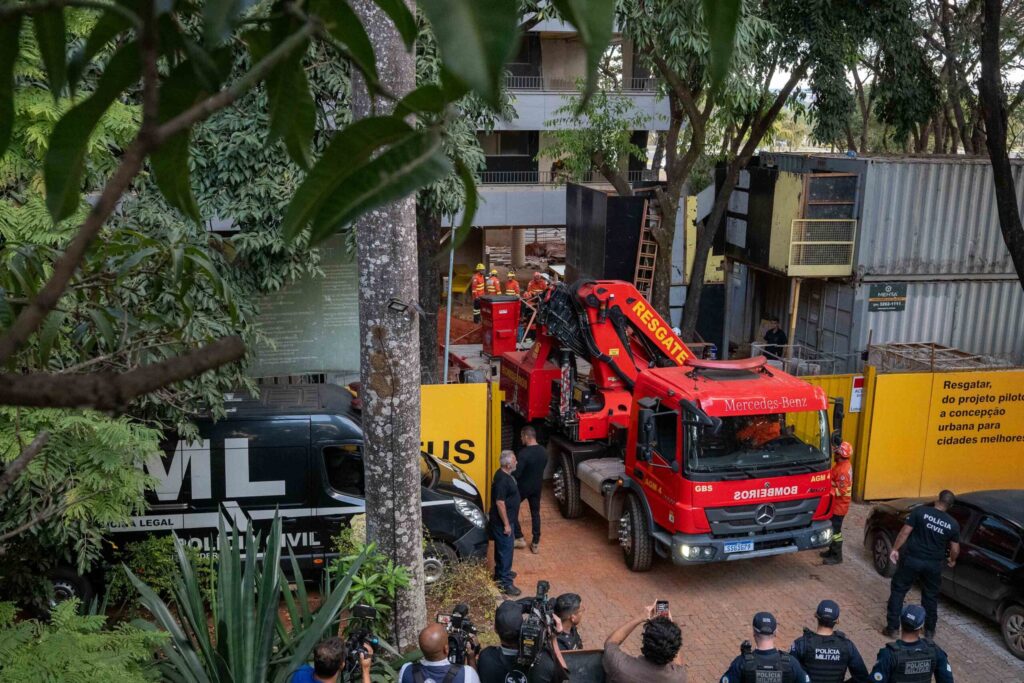 corpo-de-operario-morto-em-obra-da-lotus-levou-5h-para-ser-retirado