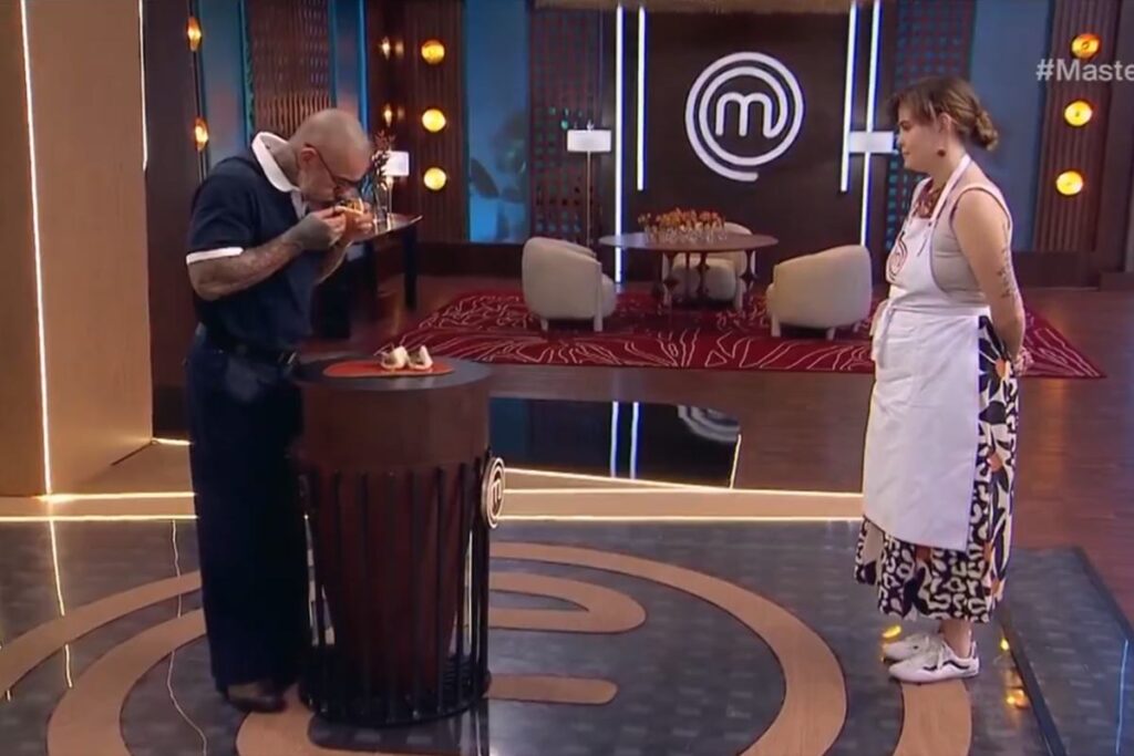 masterchef:-fogaca-se-recusa-a-provar-prato-e-faz-participante-chorar